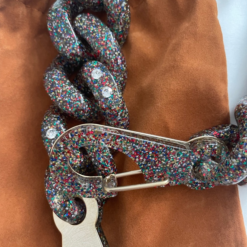 Acrylic glitter chain for handbags
